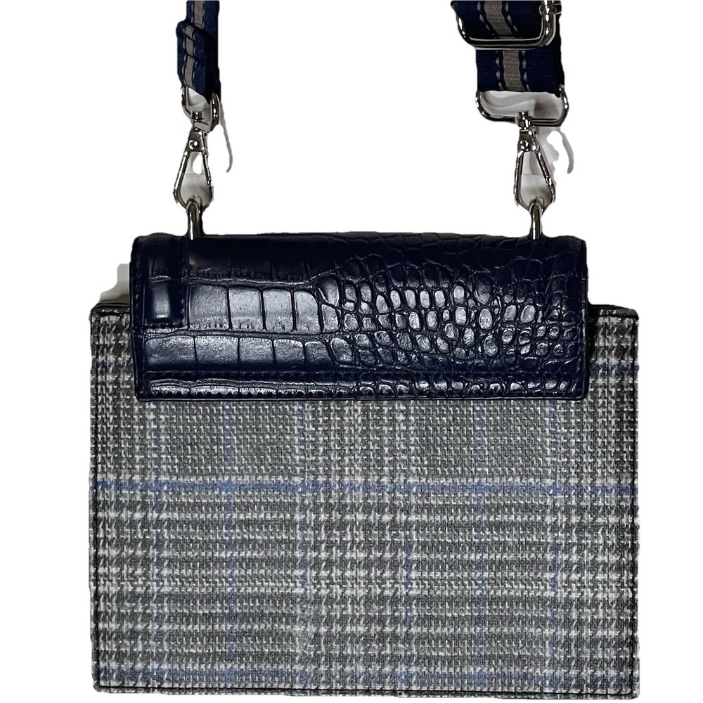 Sondra Roberts Crossbody Bag Navy Croc Embossed Flap Structured Pattern - Picture 2 of 6